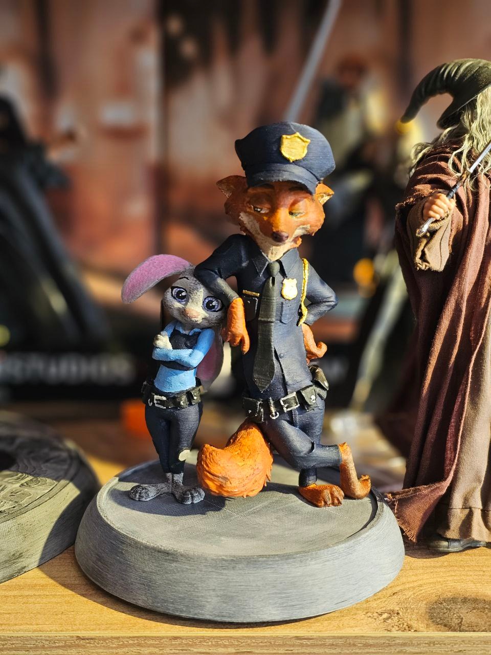 Zootopia'dan Nick ve Judy Figürü