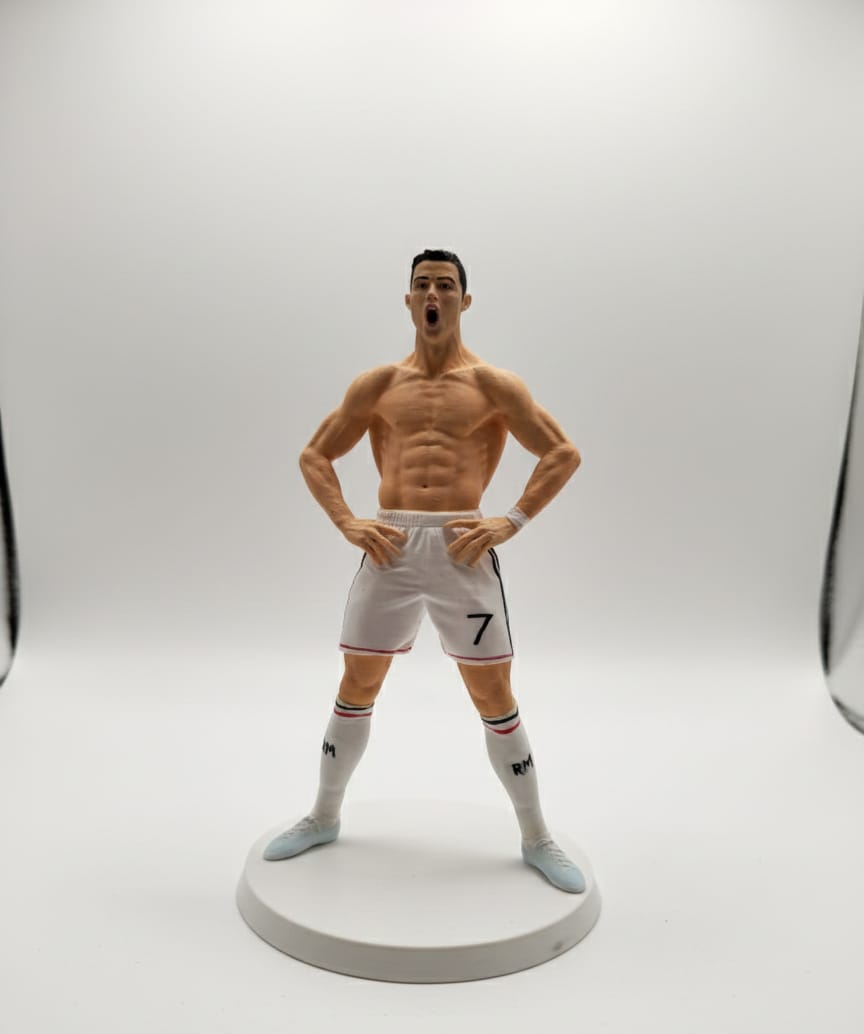 Cristiano Ronaldo Figürü küçük resim 2