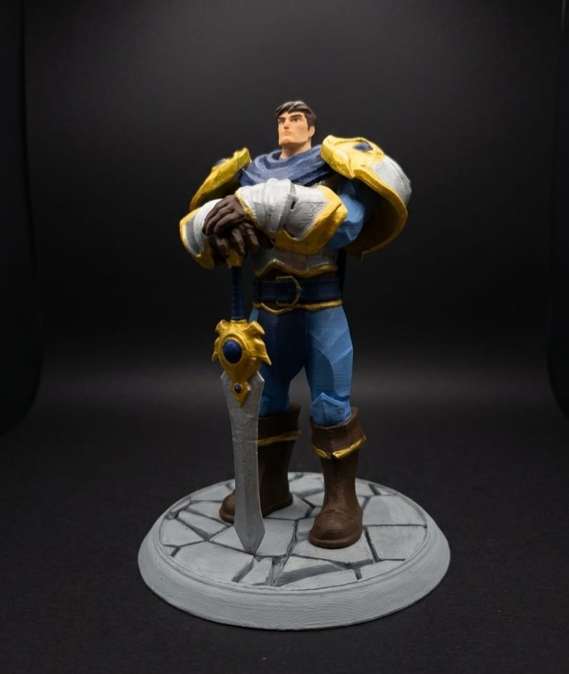 League of Legends Garen Figürü