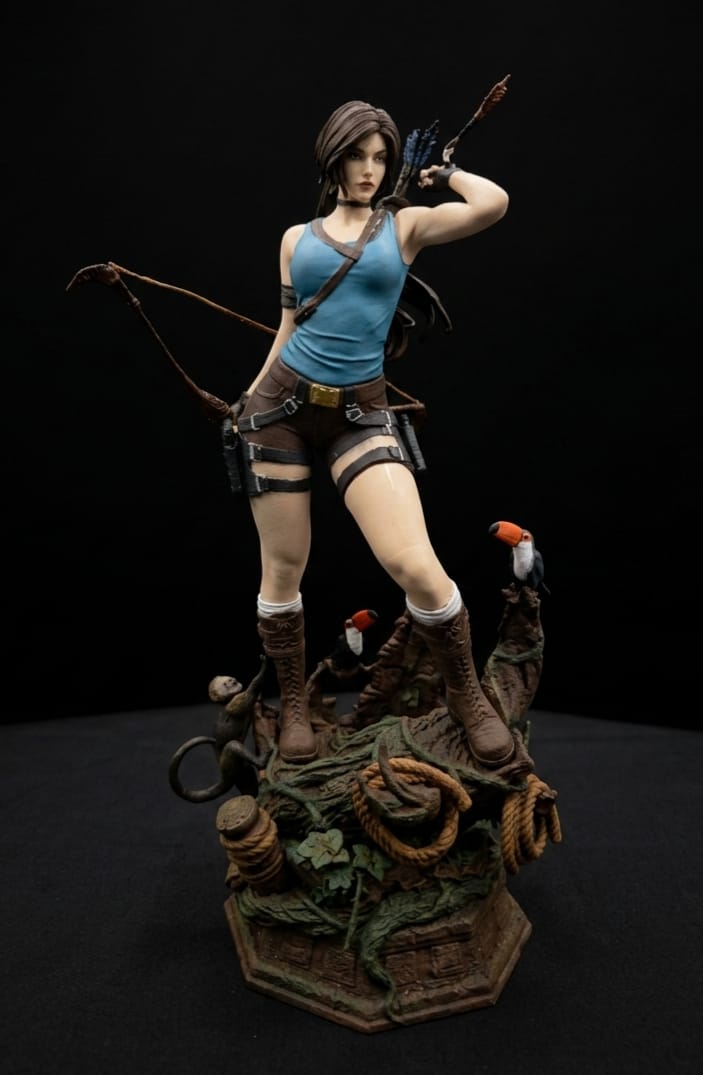 Lara Croft Tomb Raider Figürü küçük resim 4