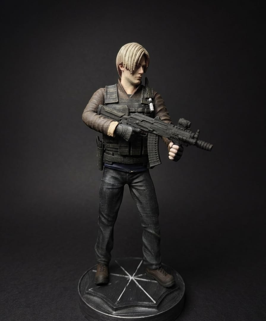 Resident Evil Leon S.Kennedy Figürü küçük resim 3